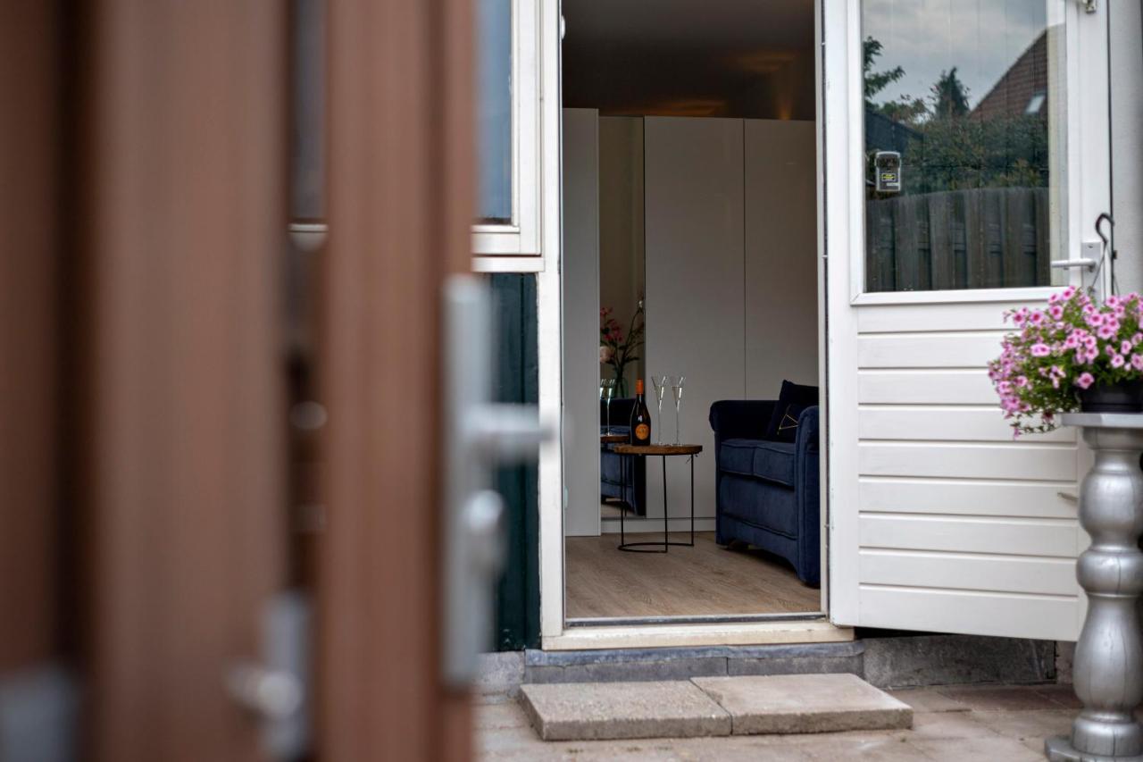 Studio Baarn With Patio, Airco, Pantry, Bedroom, Bathroom, Privacy - Amsterdam, Utrecht المظهر الخارجي الصورة